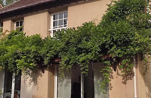Vulaines-sur-Seine House | Les Glycines