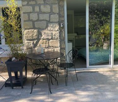Saint-Remy-les-Chevreuse Apartment | Les grands sapins