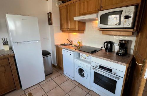 Montalbert Apartment | Les Granges 13 6-8 person