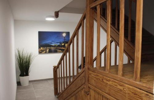 Bouillon Apartment | Les hôtes voies