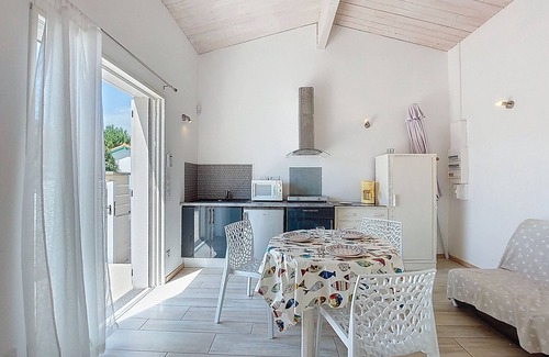 Saint-Palais-sur-Mer House | Les Hauts du Parc by Interhome