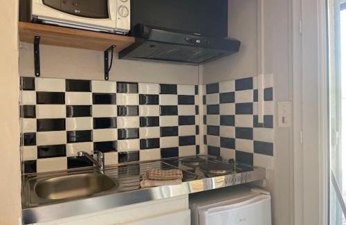 Saint-Andre-dAllas Apartment | les hyacinthes 1