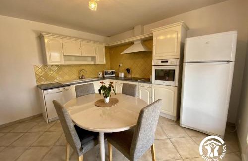 Castelnau-d'Aude House | Les iris
