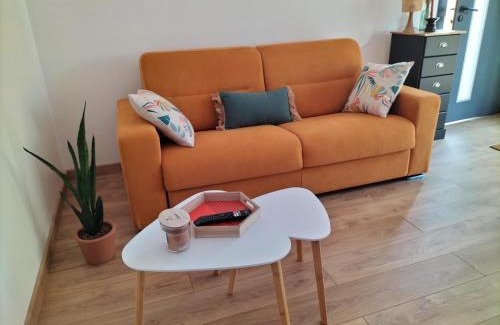 Les Herbiers House | Les Iris