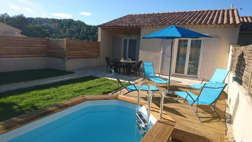 Entrechaux House | LES LAUZES DE ST MICHEL-LA SARRIETTE