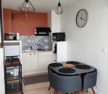 Balaruc-les-Bains Apartment | Les Lavandes, parfait pour le Thermalisme