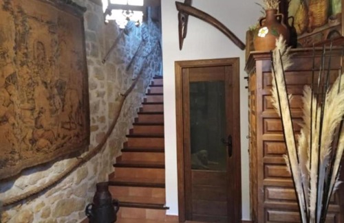 Arnes House | Les Llúdrigues