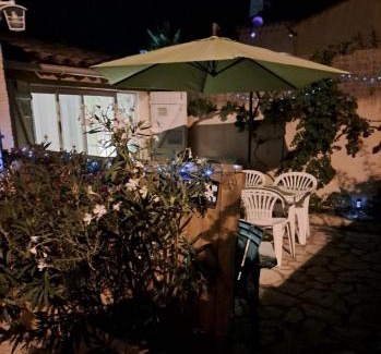 Ceyreste House | Les Loulous