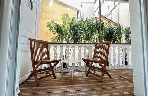 Macon Apartment | LES MALDIVES, T2, Balcon, Hyper centre Place aux Herbes
