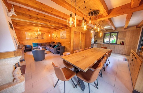 Travexin Ski Chalet | Les Marmottes, 10p with bb-football, billiards and bar