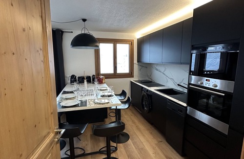 Les Menuires Apartment | LES MENUIRES APARTEMENT 50 M2 6/8 PERSONS balconsoleildulou