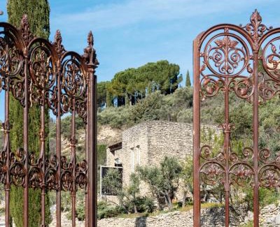 Gordes Bed & Breakfast | Les Milles Roches