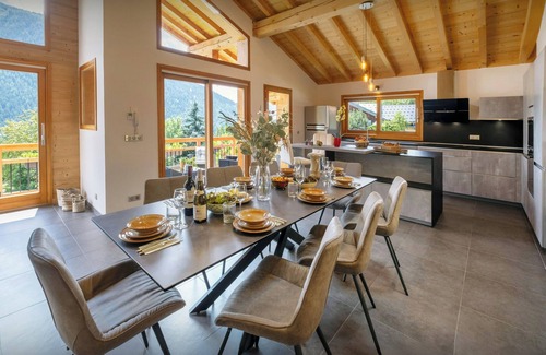 Seez Ski Chalet | Les moulins d'Angelina - luxury stay for 8 close to pistes - OVO Network