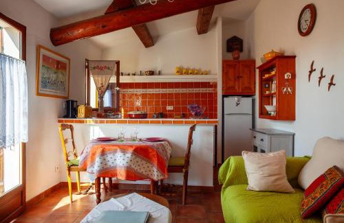 Ceyreste House | Les oiseaux