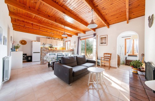 Regusse House | Les Olivettes - Maison très calme/Parking privé