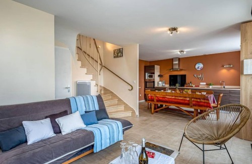 Saint-Philibert House | Les palmiers by Interhome