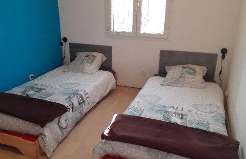 Le Sambuc House | les papyrus avec draps