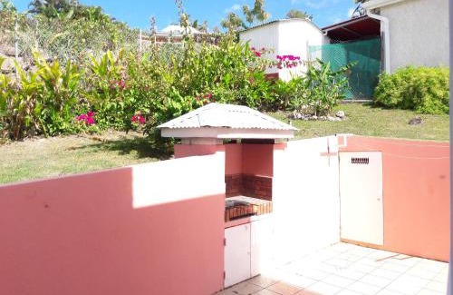 Bouillante House | Les Petites Fleurs de Poirier