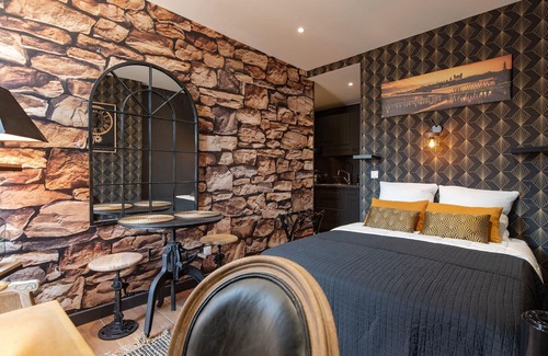 Vaise Apartment | Les Pierres Dorées-Studio cosy-métro Valmy