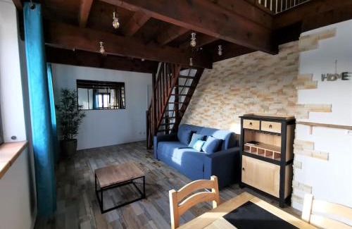 Maubuisson Apartment | Les pins dans l'eau
