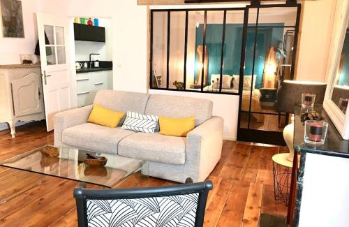 Barcelonnette Apartment | Les Remparts - Centre Ville - Charme & Vue Montagnes