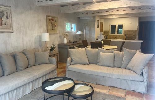 Forcalquier House | Les Restanques De Beaudine