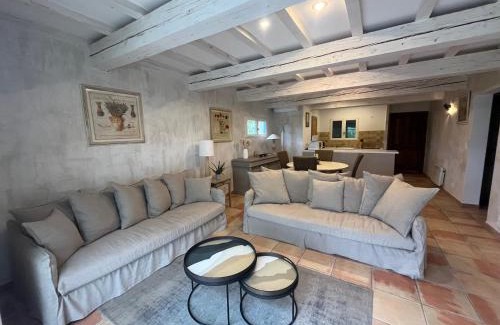 Forcalquier House | Les Restanques De Beaudine