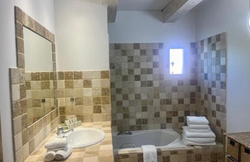 Forcalquier House | Les Restanques De Beaudine