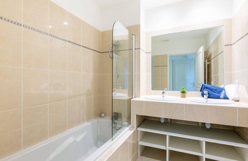 La Rouviere House | Les Rives du Golf 3 by Interhome