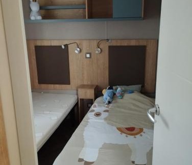 Serignan Other | les sables du midi mobil home bougainvilliers