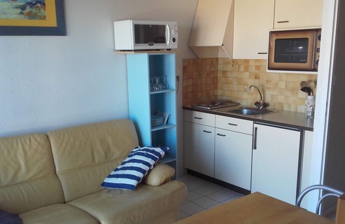 La Chaume Apartment | Les Sables d'Olonne. Apart. 4 pers. beachfront with pool