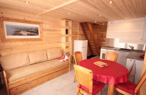 Les Saisies Apartment | Les Saisies Hauteluce : beau 2 pièces rénové, 6 pers, TV, lave-vaisselle - FR-1-293-86