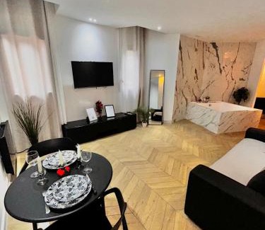 Saint-Maurice Apartment | Les Secrets de la Romance