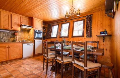 Montroc Ski Chalet | Les Soldanelles Happy Rentals