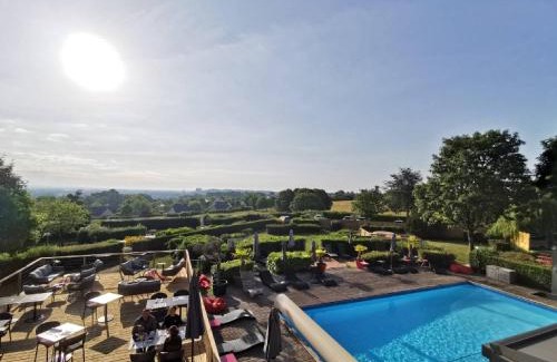 Saint-Hilaire-Saint-Florent Hotel | Les Terrasses de Saumur - Hôtel & Appartements - Restaurant & Spa (Logis)