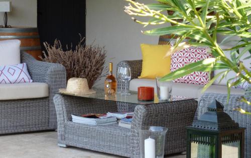 Gordes House | Les Terrasses - Gordes