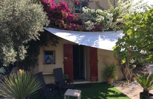 Ollioules Bed & Breakfast | Les terrasses sur mer