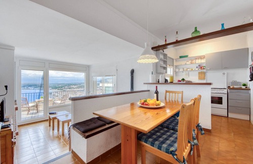 Roses Town Center Apartment | LES TEULES 3A Roses