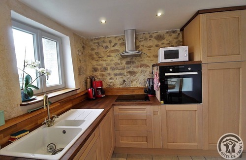 Marnand House | Les Trois Pins - Thizy LES Bourgs