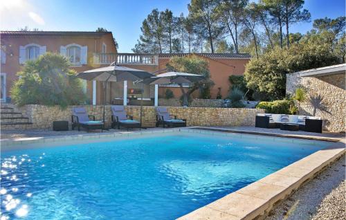 Cannes-et-Clairan House | Les Villas Au Palmier