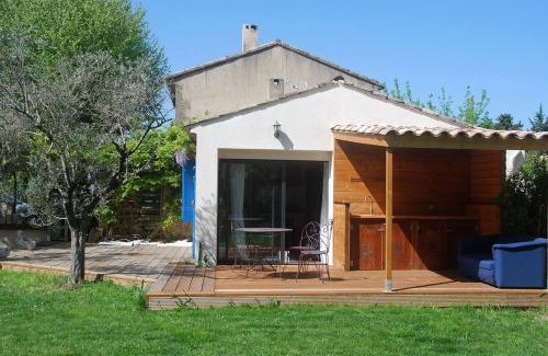Salon-de-Provence House | Les Volets Bleus Provence