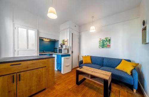 Montmagny Apartment | Lescapade Blue and Yellow 10min to Paris