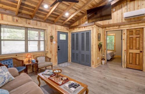 Greers Ferry House | Less Than 1 Mi to Devils Fork Recreation Area Cozy Cabin!