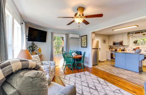 Murphy House | Less Than 1 Mi to Dtwn Pet-Friendly Cabin in Murphy!