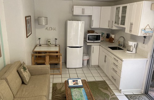 Kailua Cottage | Less than 1 min walk to Kailua Beach- NUC#1990/NUC-1760