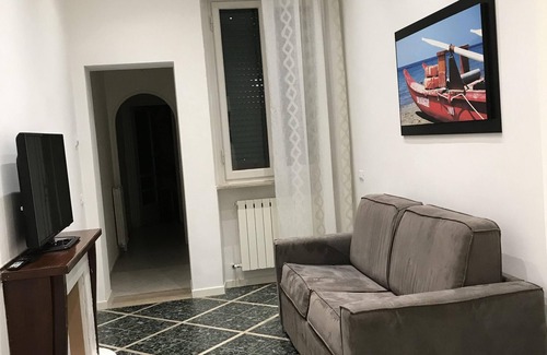 Viareggio Villa | Less than 100 meters from the sea and the pine forest of Viareggio