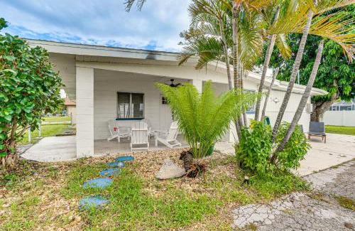 Punta Gorda House | Less Than 2 Mi to Punta Gorda Beach Park! Nautical Retreat