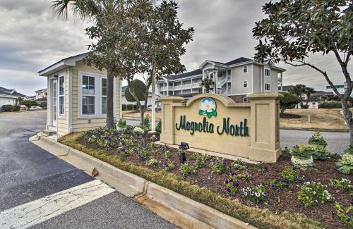Central Myrtle Beach Apartment | Less Than 3 Mi to Broadway at the Beach Updated Condo!