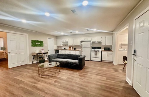 Bossier City House | Let's Dance!-3 Bedroom/2 Full Bath House in Bossier