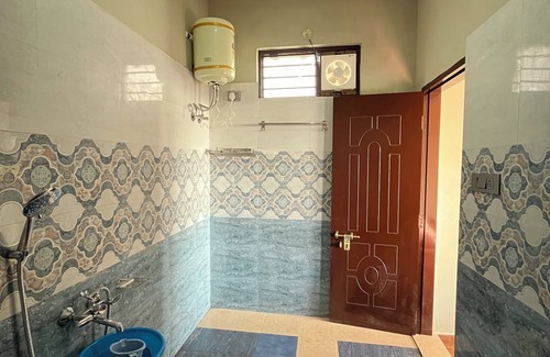 Suja Bed & Breakfast | Let's Take it Easy Bir